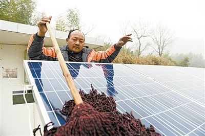 光伏扶貧:過去“伸手要” 如今光伏發電增收“自己有”