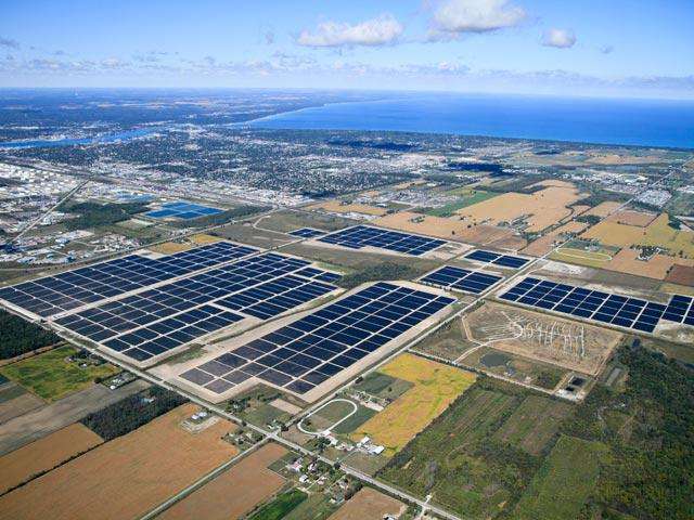 “光伏貸”貸動綠色產業發展