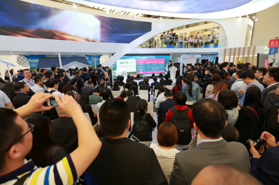 隆基樂葉發布新品Hi-MO2 開啟高效單晶PERC雙面技術新時代