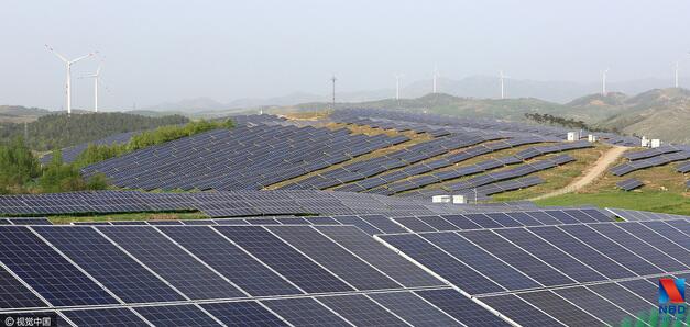 光伏企業爭搶分布式光伏市場  業內嘆融資難變現難