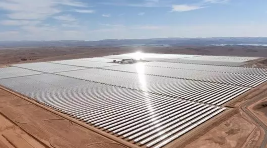 人民日報:中國承建全球最大太陽能電站