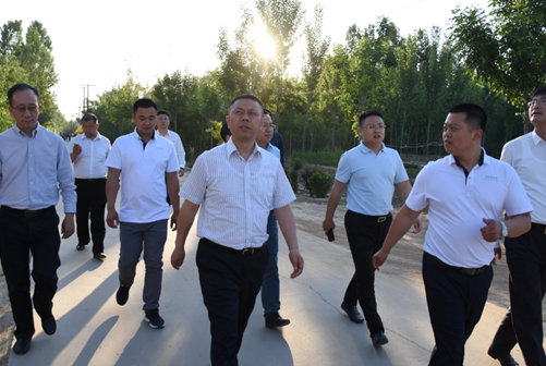 高紀凡：沒有什么比走進客戶端更為重要的事情！