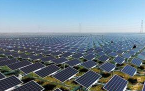 今年上半年光伏“搶裝潮”呈現新特點:時間較晚 供需吃緊