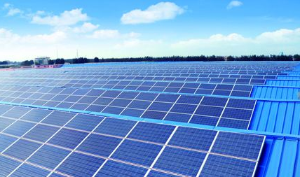 西北最大屋頂分布式光伏發電項目滿負荷運行