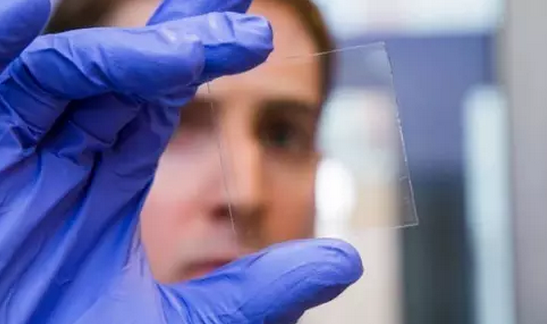 普林斯頓研發太陽能自供電智能窗戶系統,用戶或可用手機調節窗戶顏色