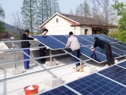 撈干貨！咱家要裝光伏發電先弄明白四件事