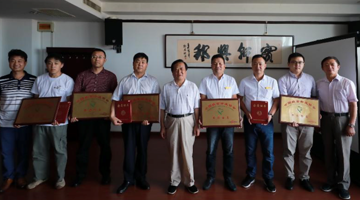 首航新能源:打響光伏扶貧攻堅(jiān)戰(zhàn),破冰扶貧項(xiàng)目逆變器選擇難題