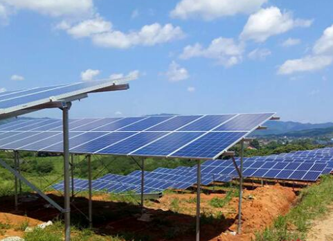 湖南炎陵縣首座集中式光伏扶貧電站正式并網發電