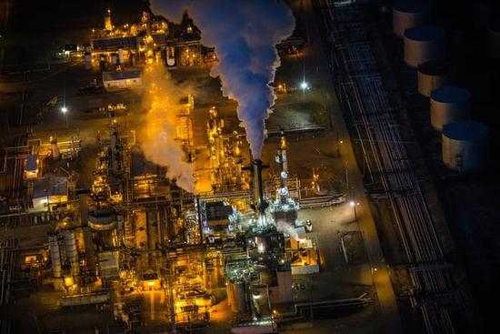 揭秘馬斯克清潔能源計劃:用太陽能滿足能源需求