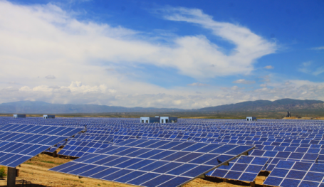 “引領能源新生態(tài) 創(chuàng)享綠色新生活” 愛康集團亮相PVIC 2017光伏創(chuàng)新大會