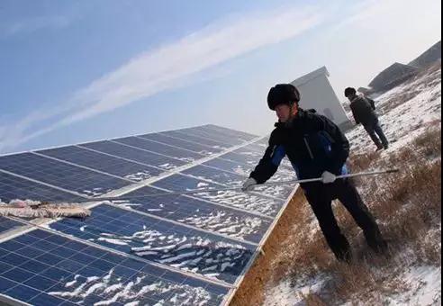 2018初雪來啦,咱家的光伏電站怎么維護?