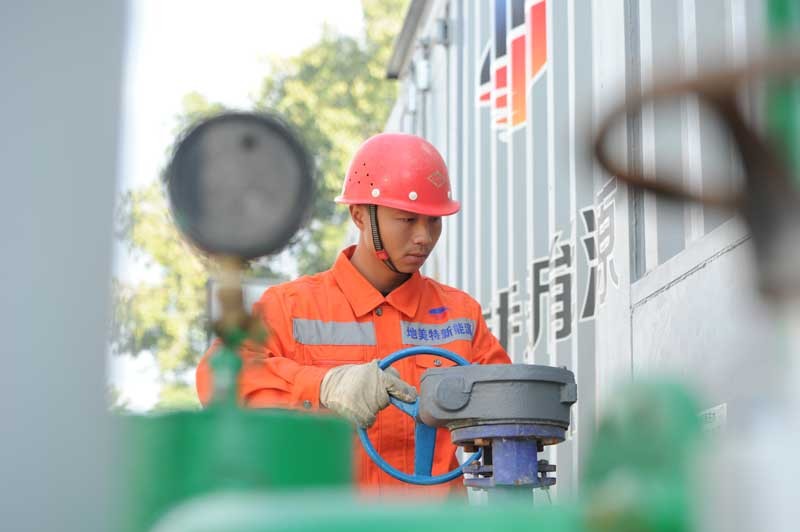 云南瑞麗:分布式地?zé)岚l(fā)電項(xiàng)目發(fā)電試驗(yàn)成功