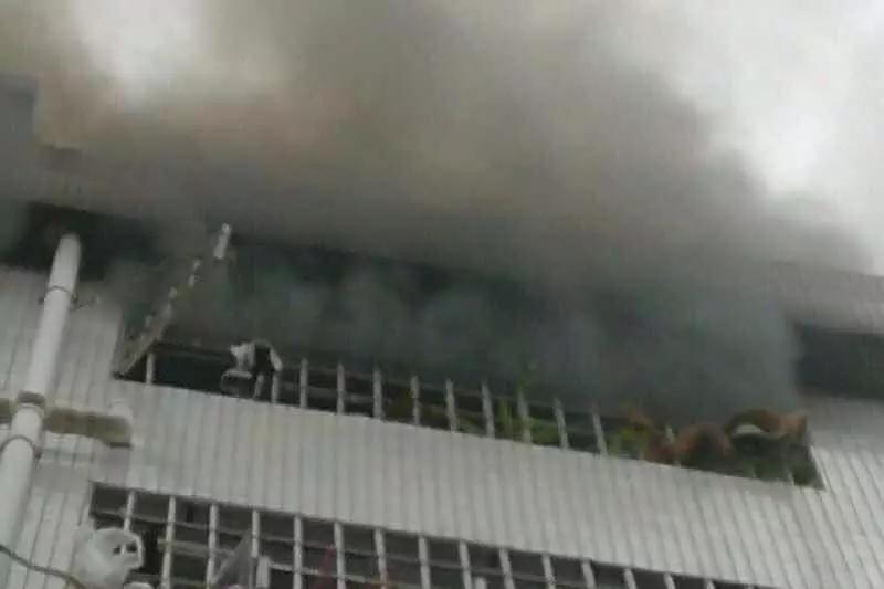 突發:深圳某住戶違規組裝光伏發電系統,引發火災...