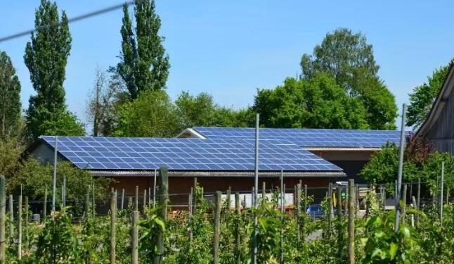 分布式光伏系統的組成設備都能質保多少年?