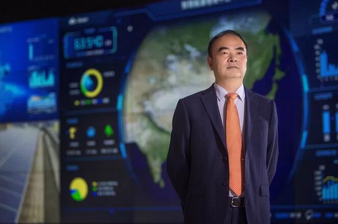 曹仁賢:新歷史機(jī)遇下 光伏行業(yè)正朝著“由大做強(qiáng)”方向發(fā)展