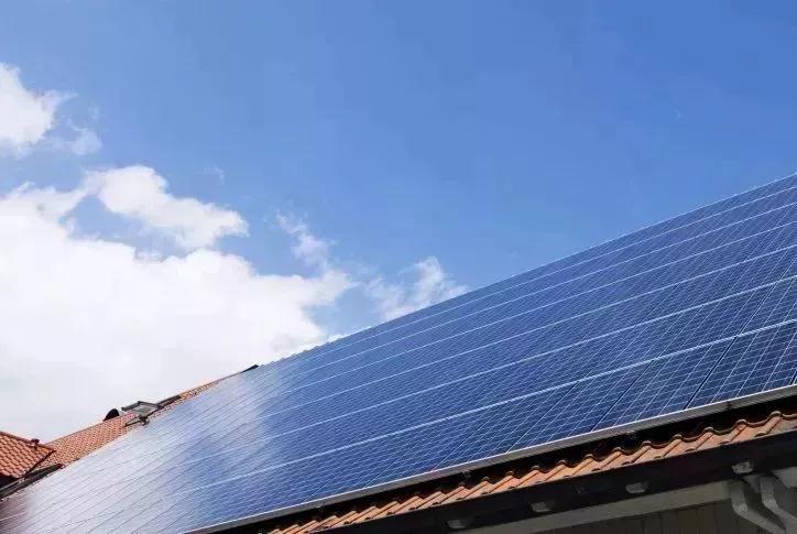 沒有投資 缺乏客戶 這家老牌光伏融資公司是如何艱難創業的?