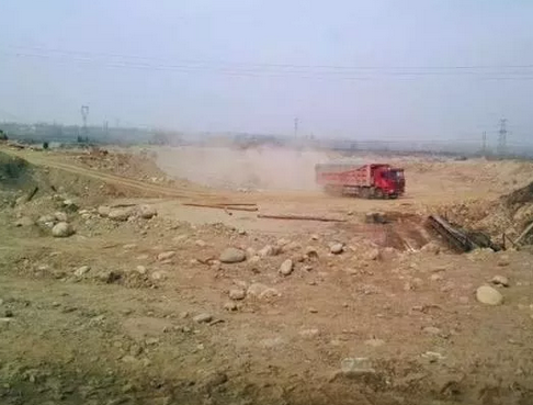 披著“光伏發電”外衣來挖沙采石