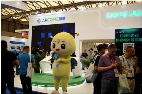 領航2018 愛康綠色家園明星產(chǎn)品驚艷亮相snec展會