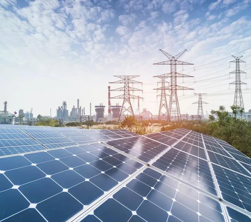 光伏逆變器太燙手？你需要給它散散熱了！