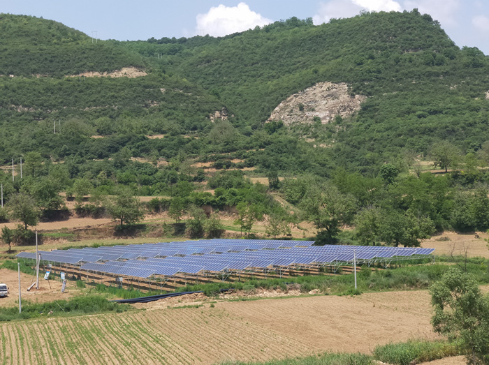 銅川宜君縣貧困村28個光伏電站實現并網發電