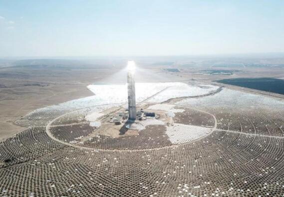 壯觀!250米世界最高塔以色列AshalimB光熱電站即將投運