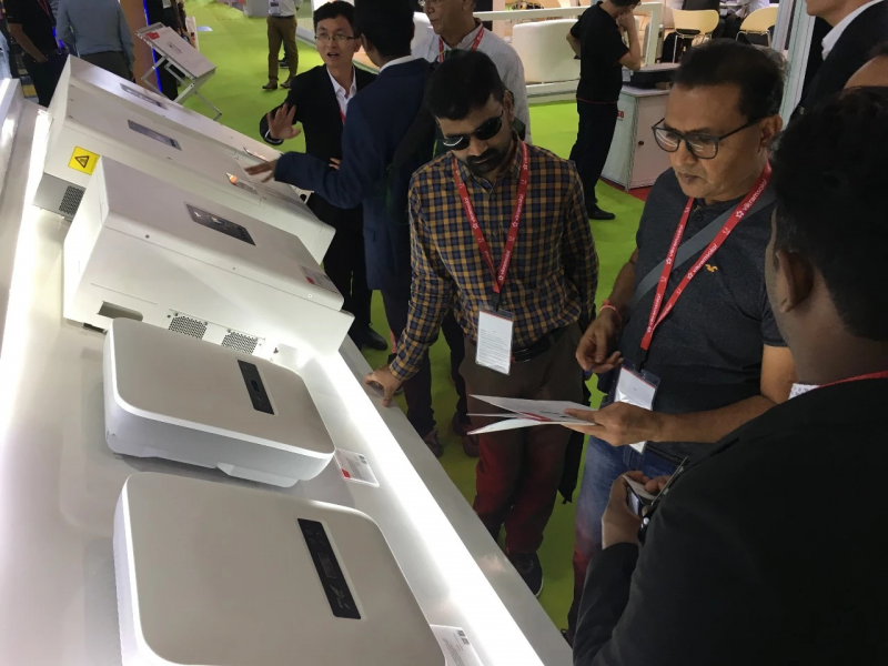 用態(tài)度，匯聚點(diǎn)滴溫度。