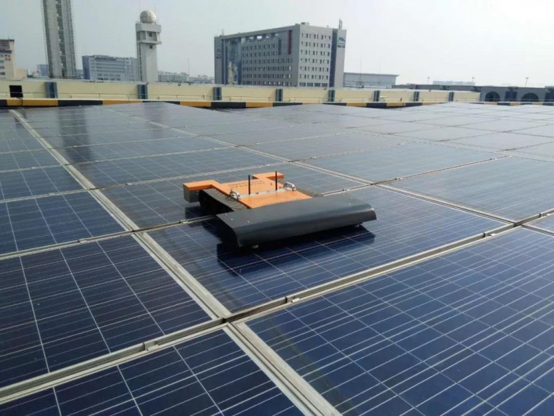 光伏新時(shí)代,運(yùn)維迎未來(lái):創(chuàng)動(dòng)科技無(wú)人機(jī)亮相分布式光伏電站運(yùn)維大會(huì)