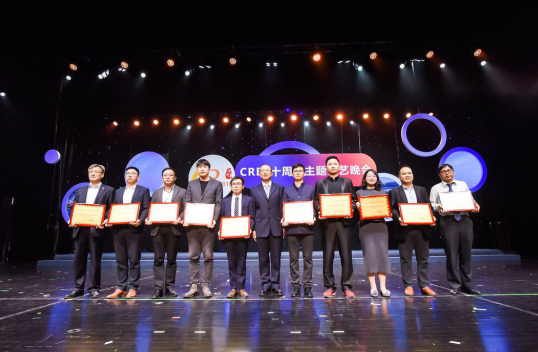 正信光電斬獲“中國(guó)十大分布式光伏組件品牌” 12柵石墨烯技術(shù)彰顯實(shí)力