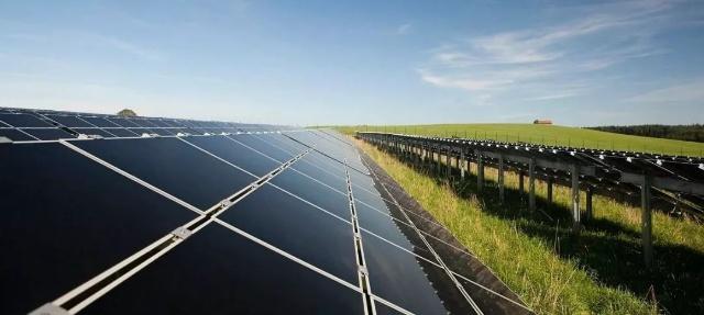 光伏業(yè)冬去春來，明年第1季度后復(fù)蘇！