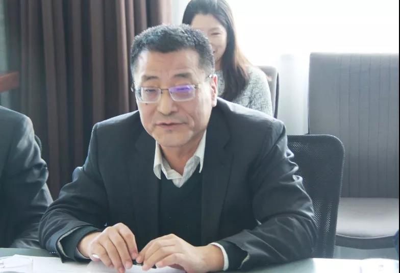 鑒衡向陽光電源、華為、禾望頒發國內首批逆變器新能標認證證書