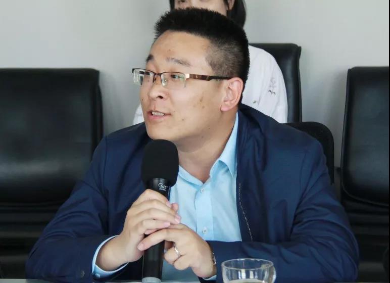 鑒衡向陽光電源、華為、禾望頒發國內首批逆變器新能標認證證書